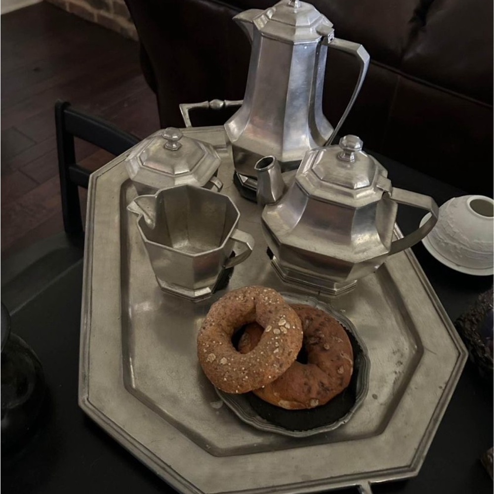 ARTE ITALICA PEWTER COFFEE AND TEA SET PURE PEWTER NEVER used but was a display
